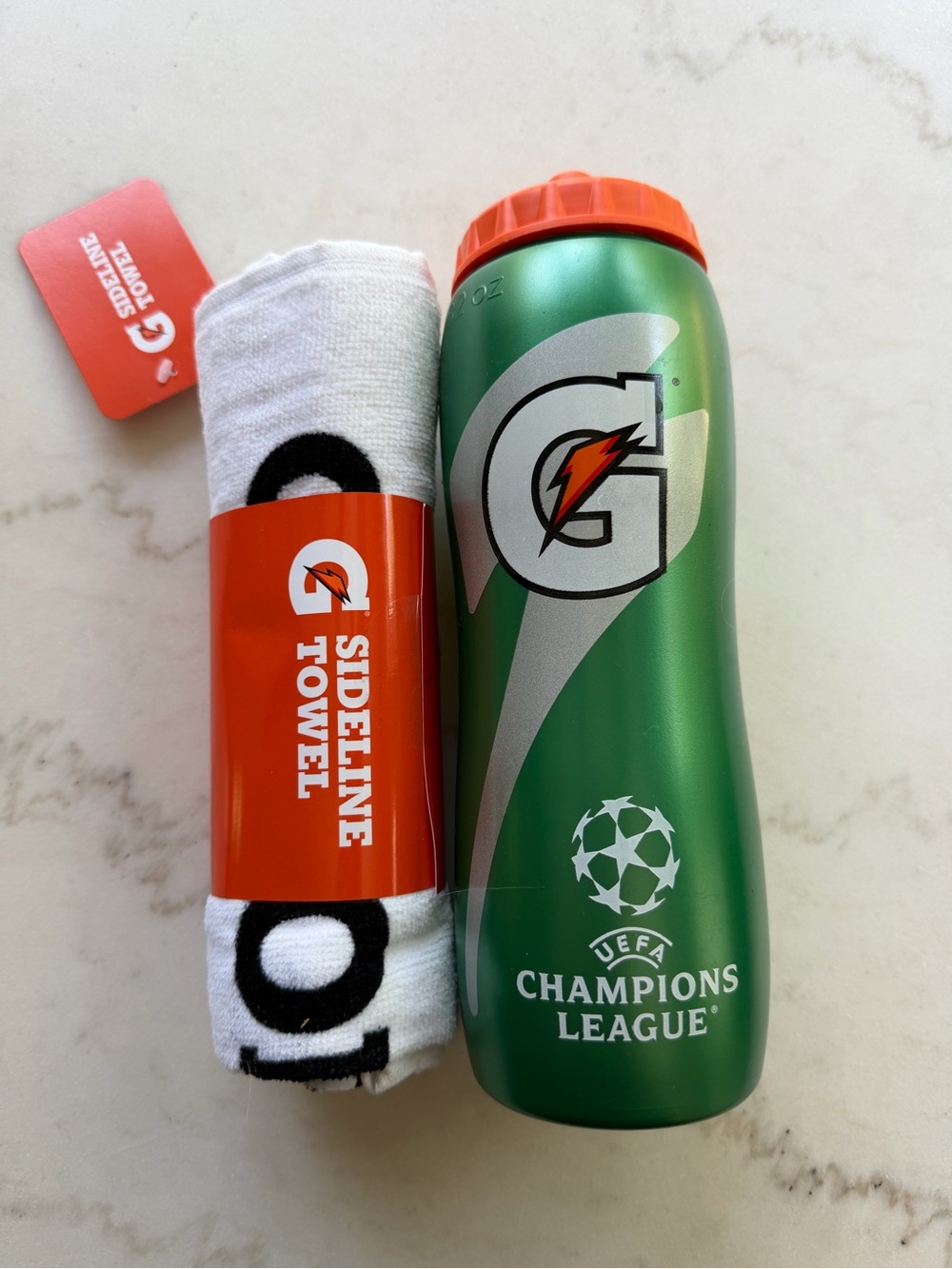 Gatorade Green UEFA Champions League Sports Water Bottle w/ White Sideline Towel